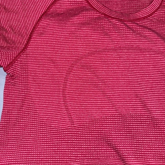 lululemon Tech Swiftly Top - Picture 3 of 5